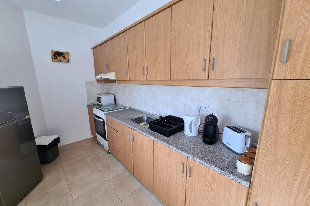 Bugibba Corner Apartment Stone Away From The Sea St. Paul's Bay Exterior foto